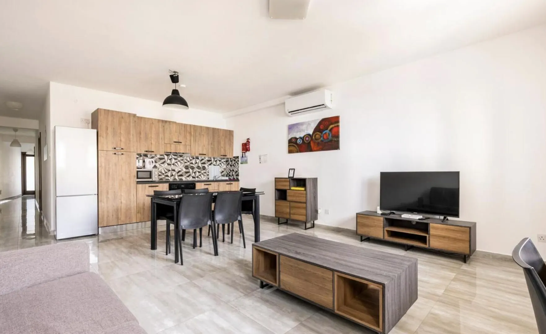 Homestay F8 Room 2, Private Room Two Single Beds Shared Bathroom In Shared Flat Msida